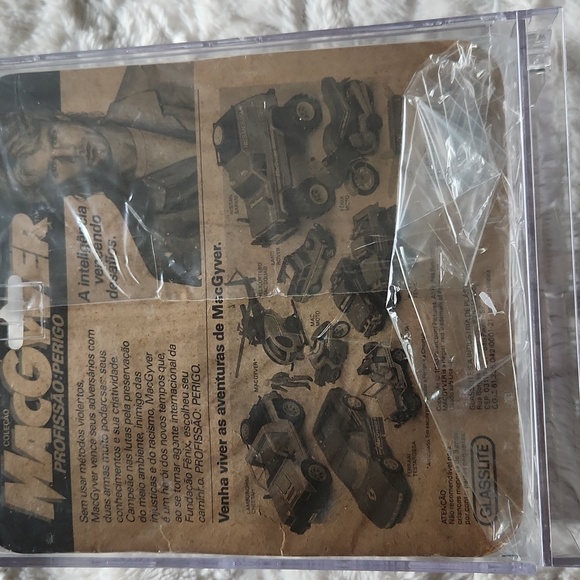 Ultra Rare Limited 1993 Brazile Edition Macgyver Figure - Picture 2 of 12